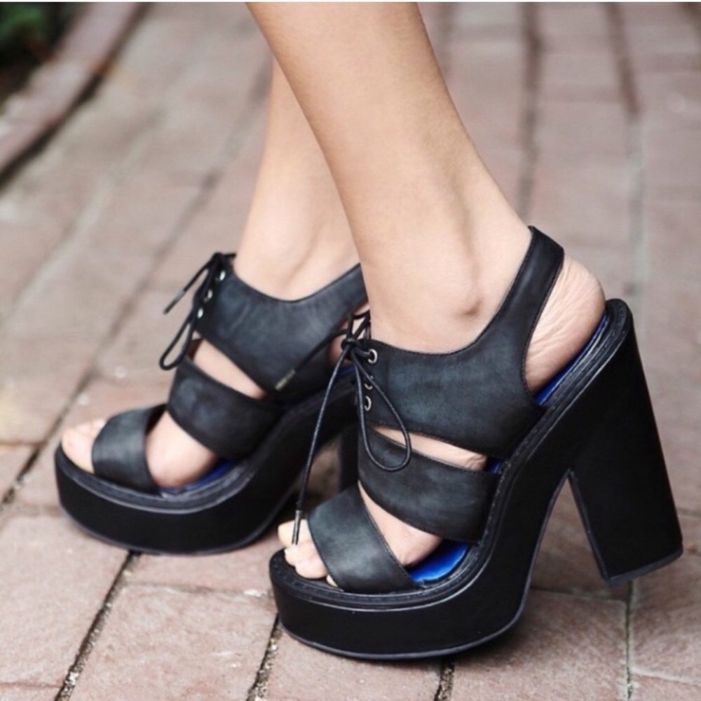 JEFFREY CAMPBELL LACE UP PLATFORMS!